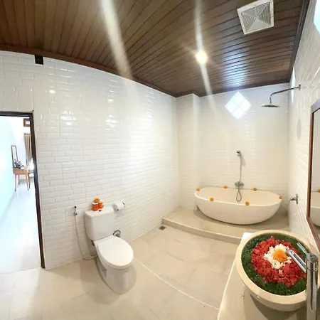 Bupon House Anggrek Room Penginyahan Exterior photo