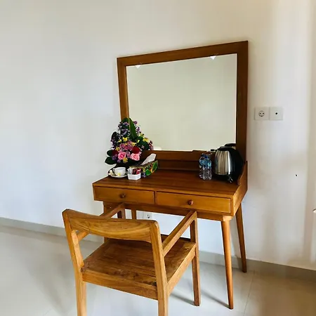 Bupon House Anggrek Room Penginyahan Exterior photo